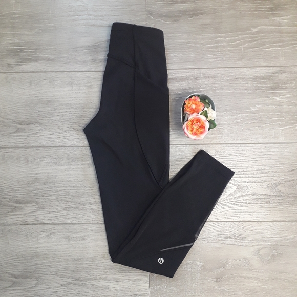 Lululemon | Jet Black mesh leggings - Picture 5 of 15